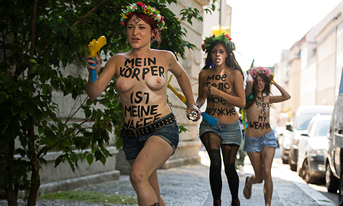   FEMEN     .