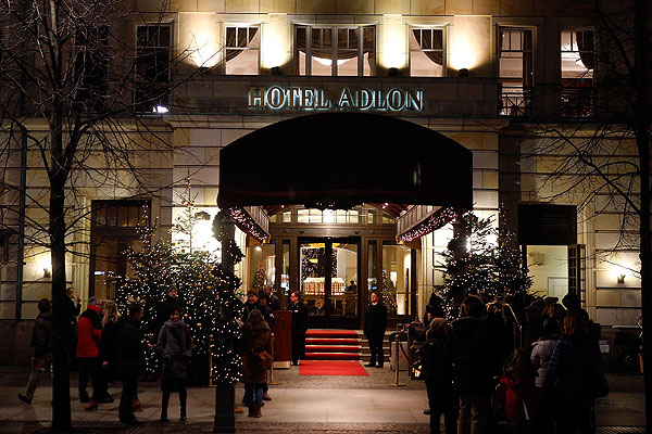  Adlon Hotel  .