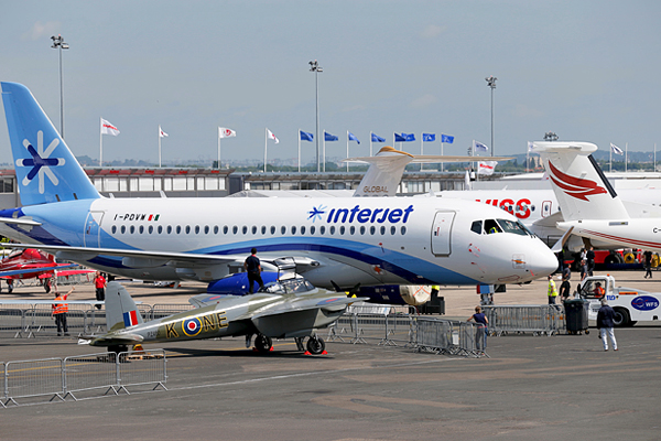   Sukhoi SuperJet 100  Interjet