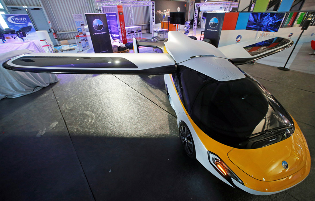  ,   Aeromobil