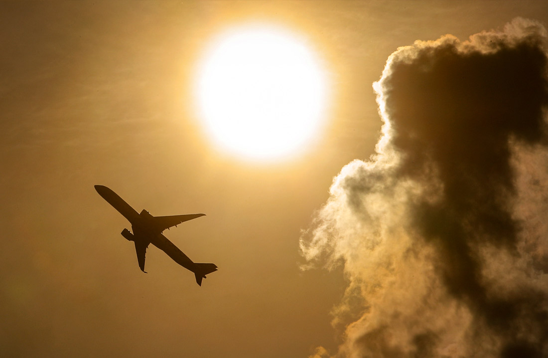   Airbus A350-1000