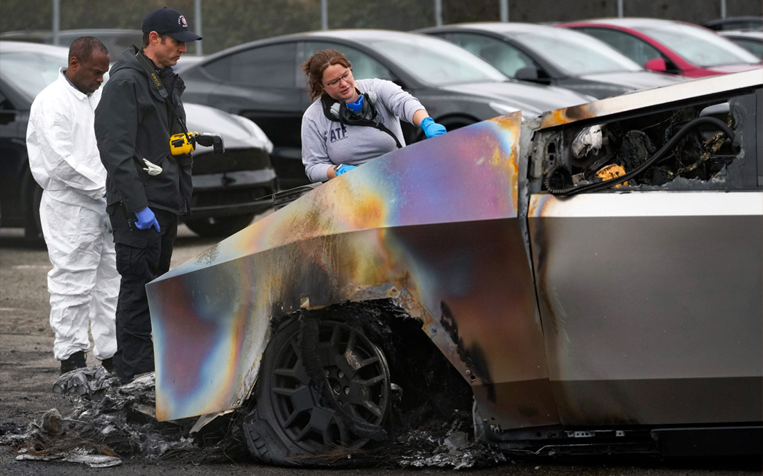         Tesla Cybertruck