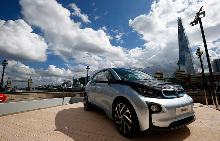 BMW   i3 -      