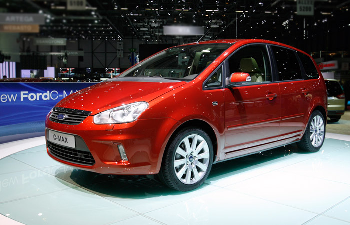 Ford     15 .  Kuga  C-Max