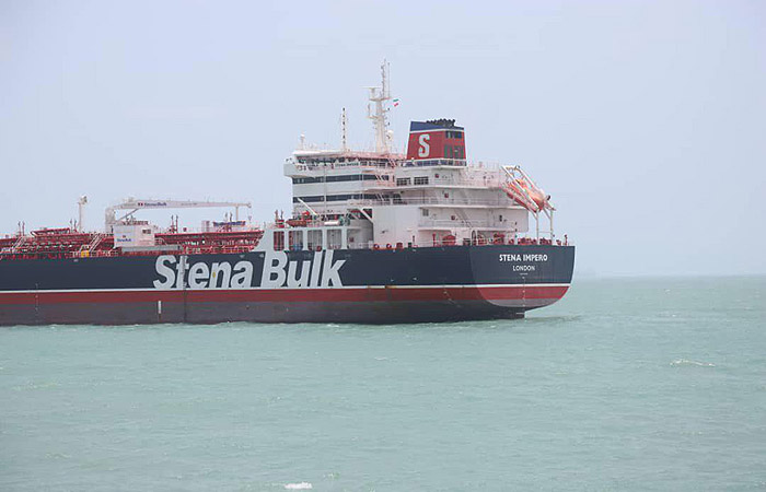  ,      Stena Impero 