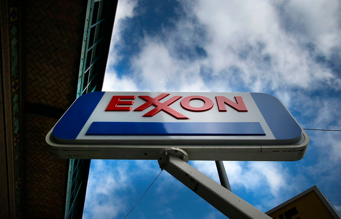 WSJ      Exxon  Chevron